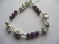 White Howlite and Amethyst Stretchy Bracelet